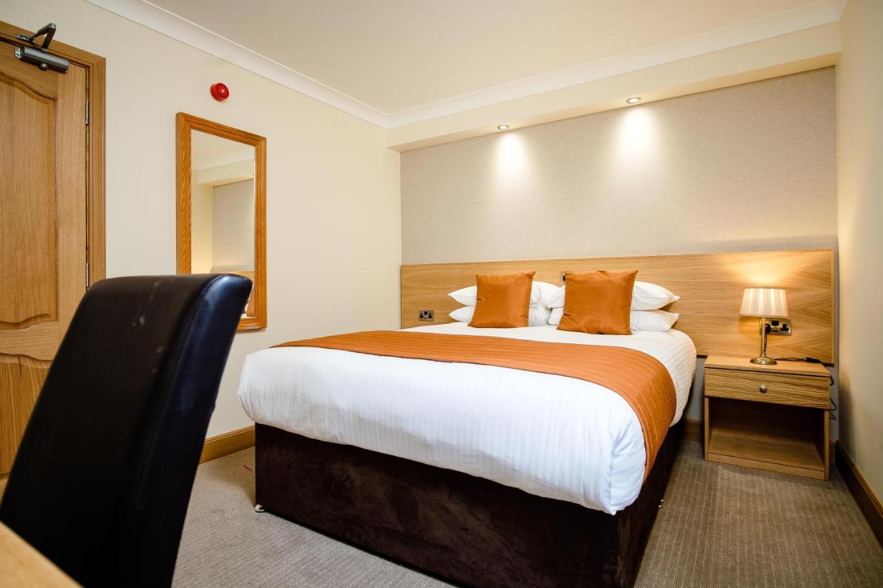 Victoria Hotel เคิร์กคาลดี ภายนอก รูปภาพ